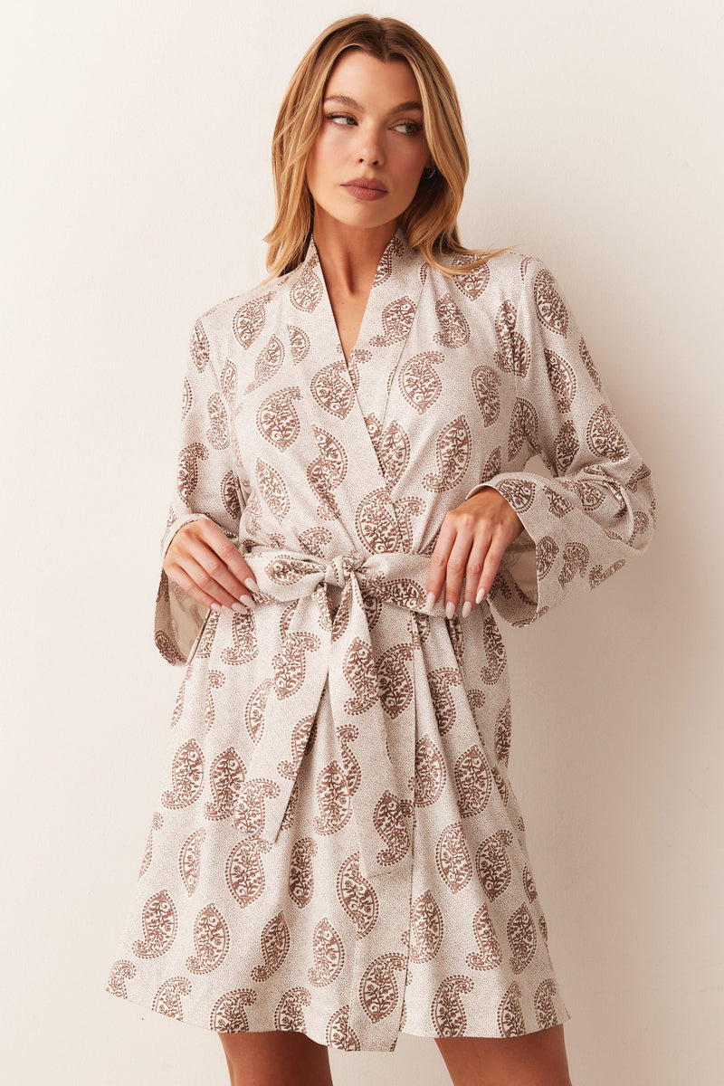 Meadow Cloud Jersey Classic Short Robe in Boheme
