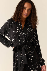 Quinn Cloud Jersey Banded Short Robe in Black Stars