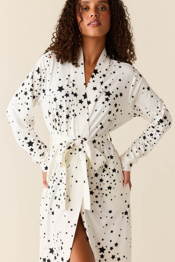 Skyler Cloud Jersey Banded Long Robe in White Stars